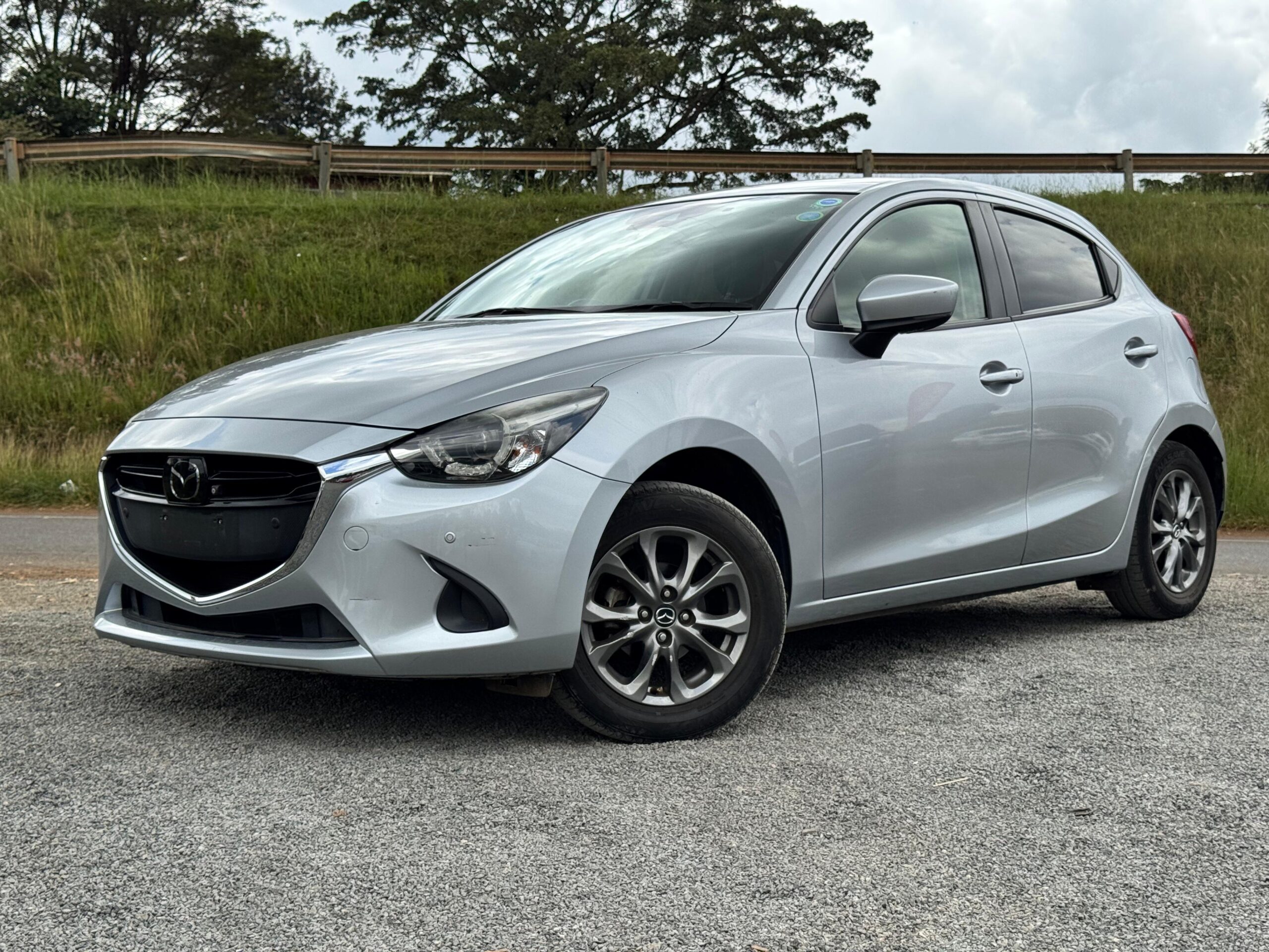 2018 – Mazda Demio – Silver