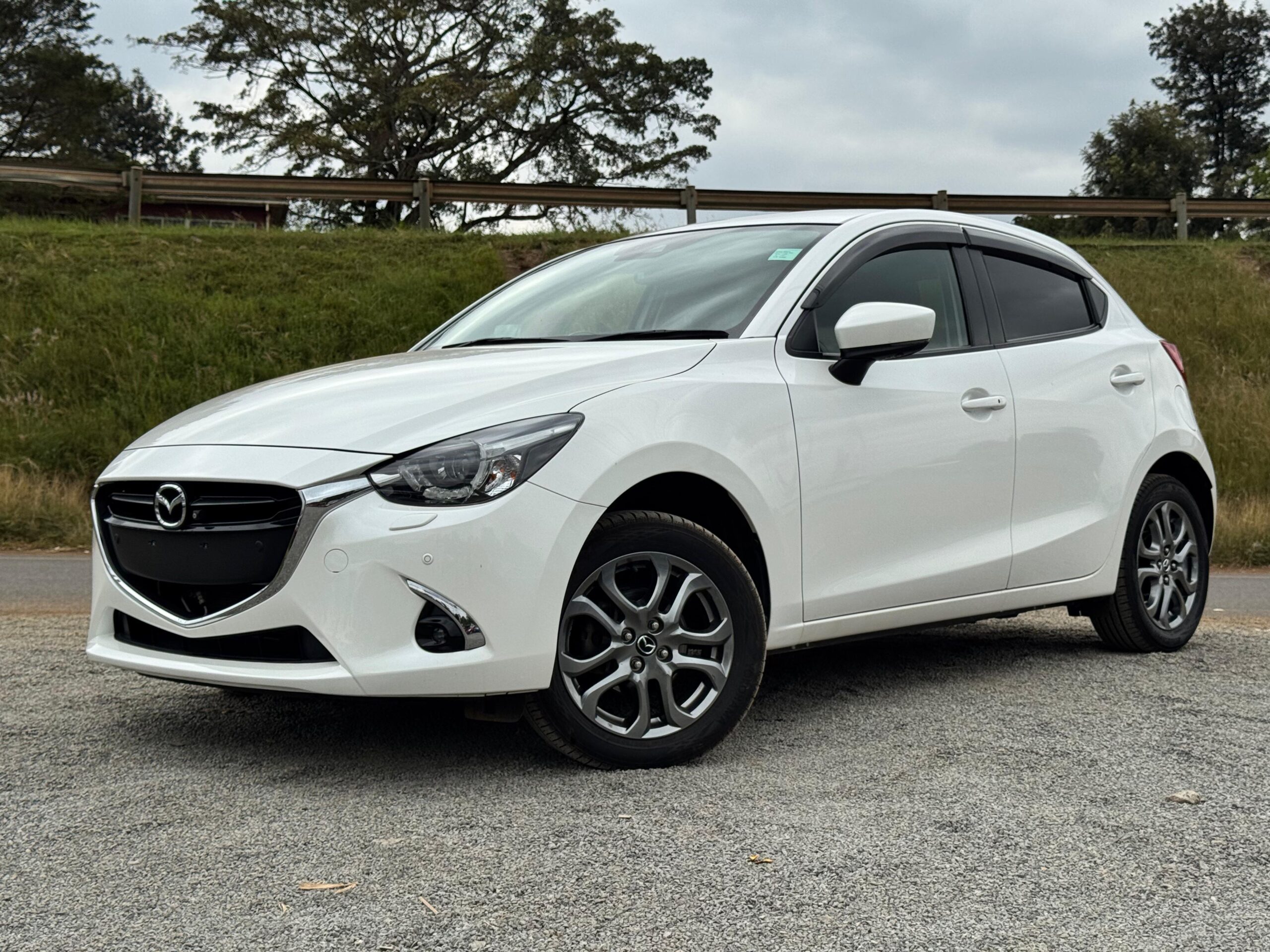 2018 – Mazda Demio – White