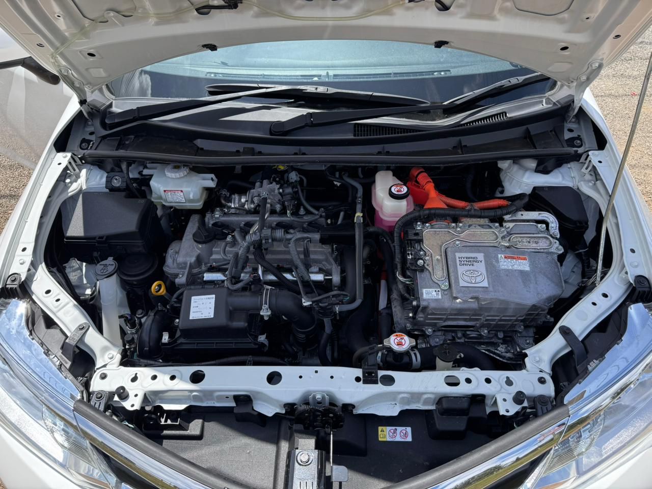 2019 – Toyota Fielder Hybrid – White