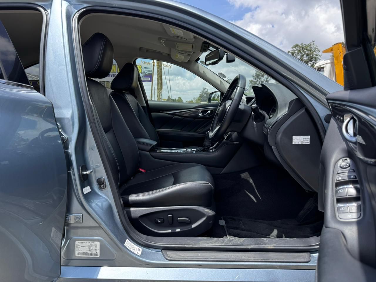 2018 – Nissan Skyline GT – SkyBlue