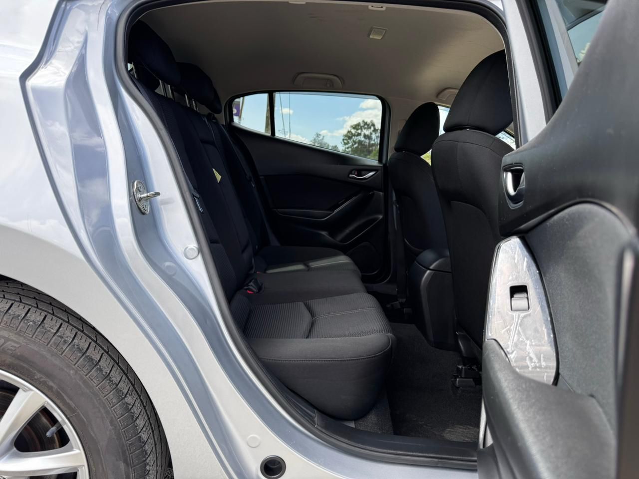 2019 – Mazda Axela – Silver