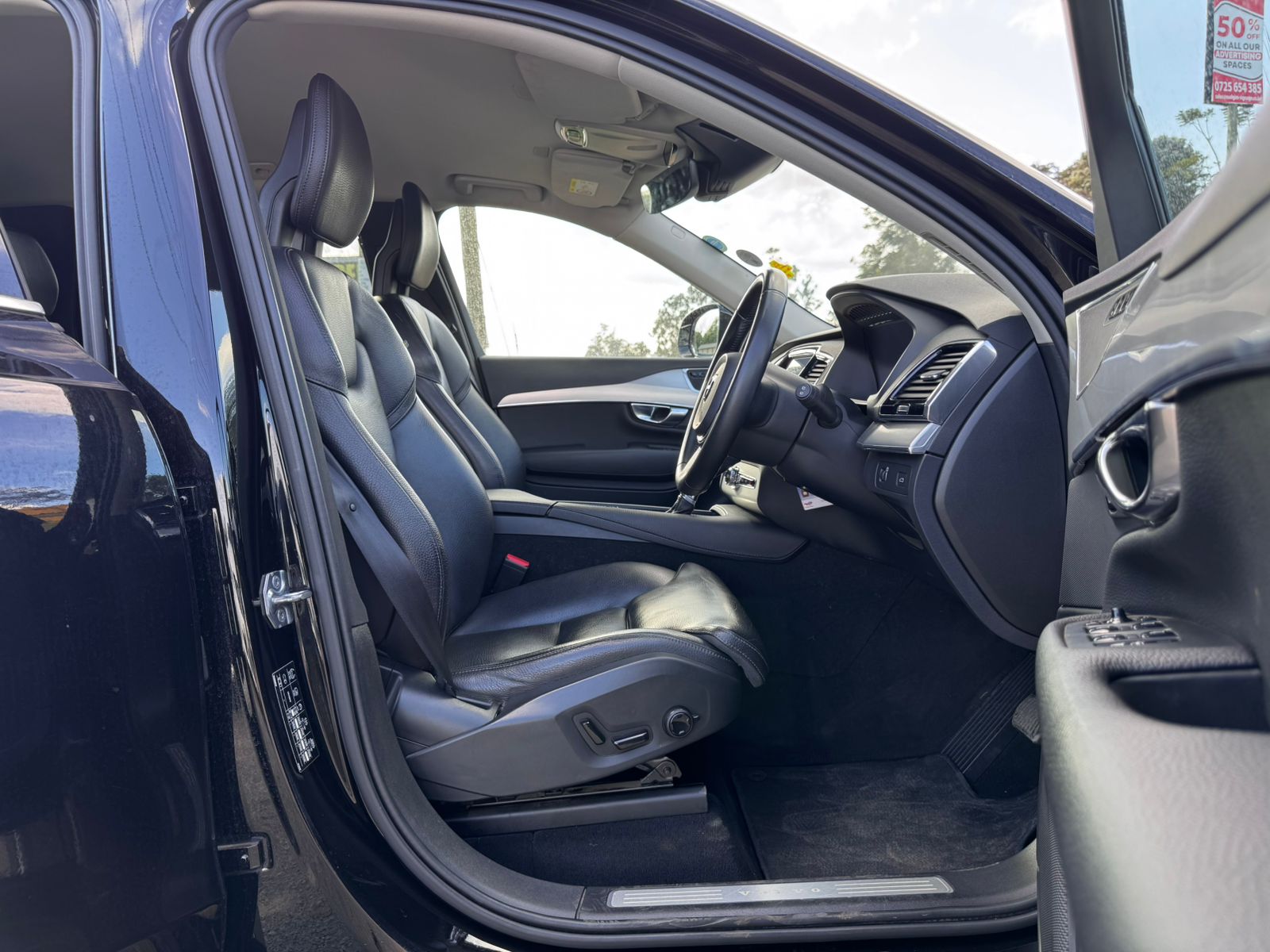 2018 – Volvo XC90 – Black