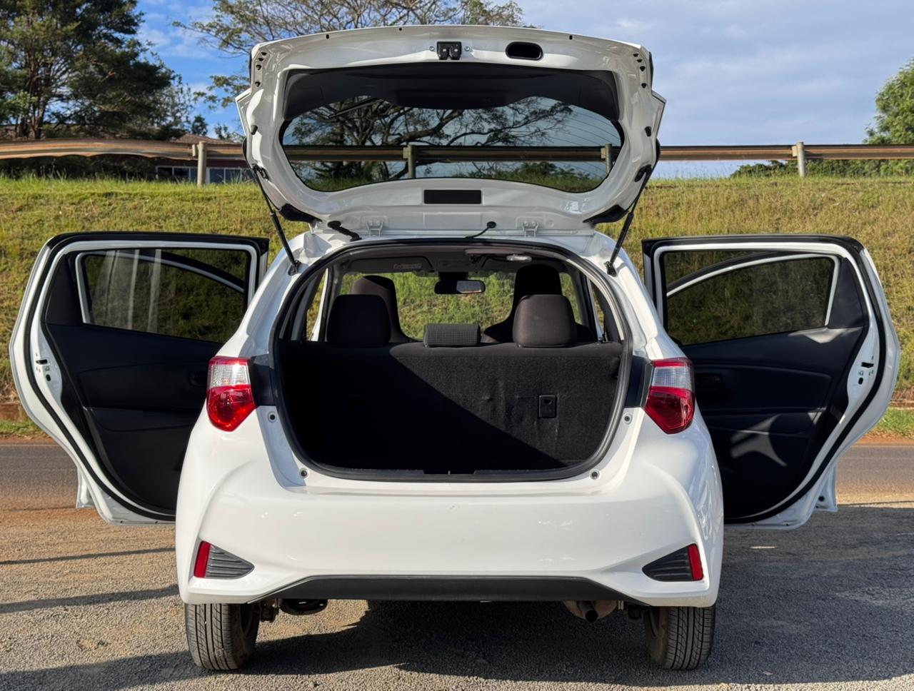 2018 – Toyota Vitz – White