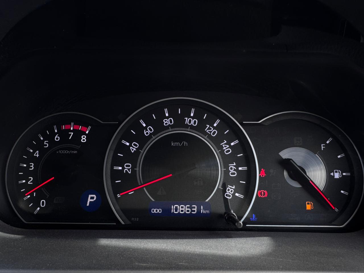 2018 – Toyota Voxy – Pearl White