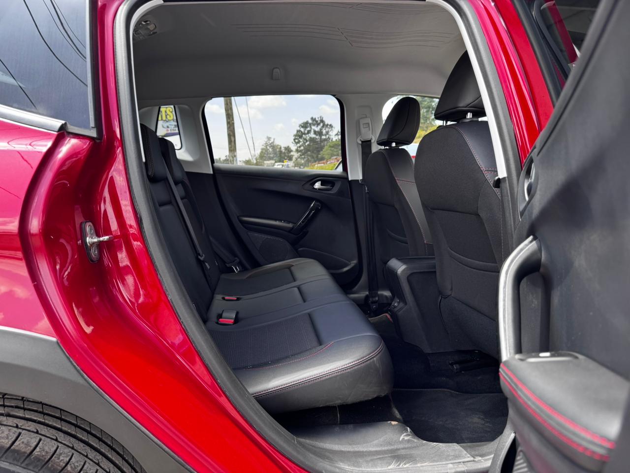 2019 – Peugeot GTline – Red