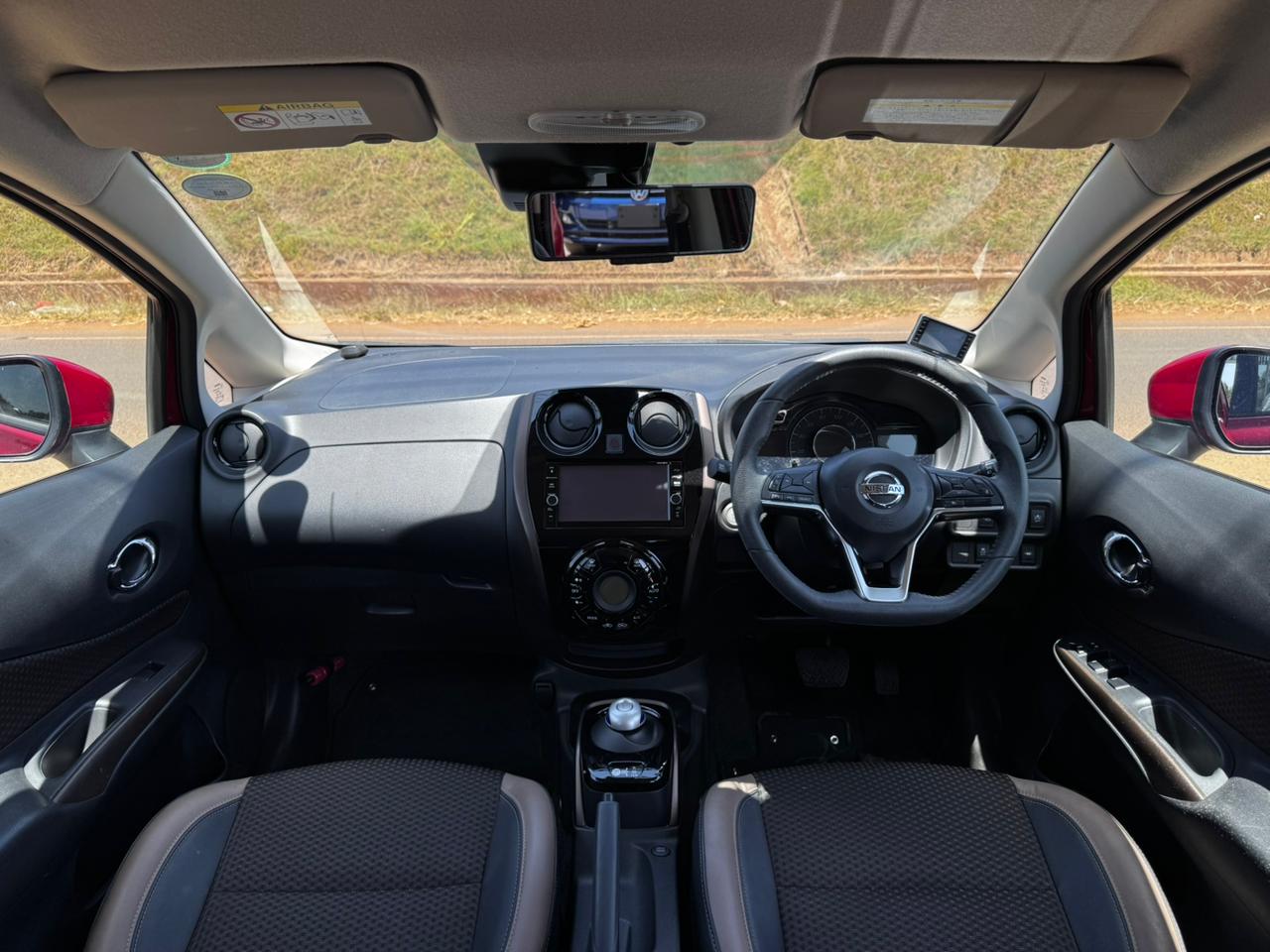 2018 – Nissan Note Medalist e-Power – Red