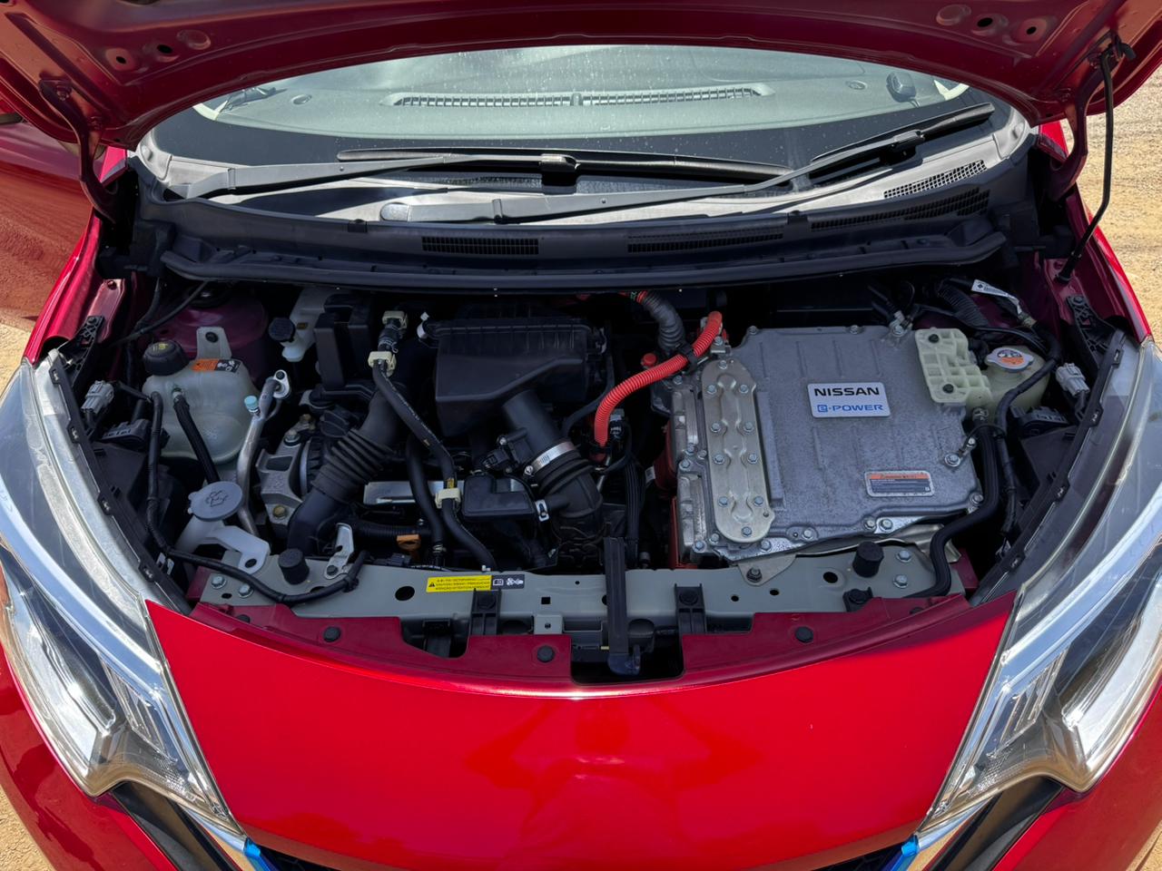 2018 – Nissan Note Medalist e-Power – Red
