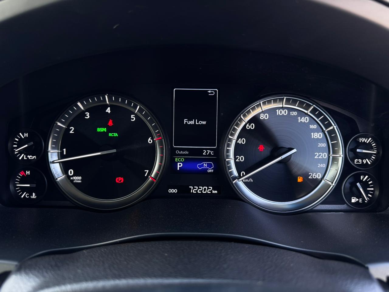 2018 – Lexus LX570 – White