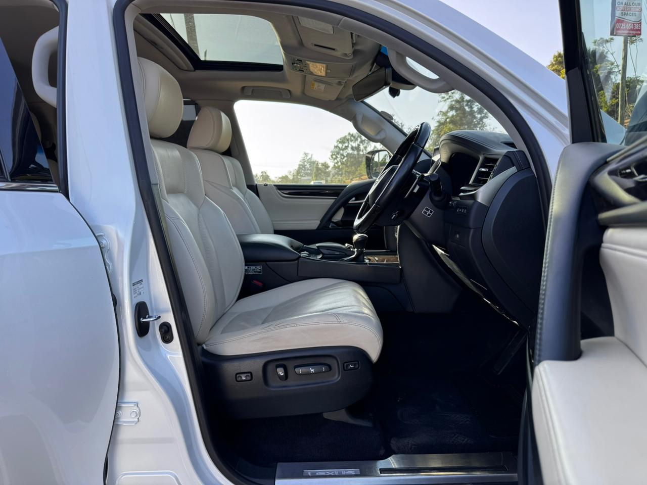 2018 – Lexus LX570 – White