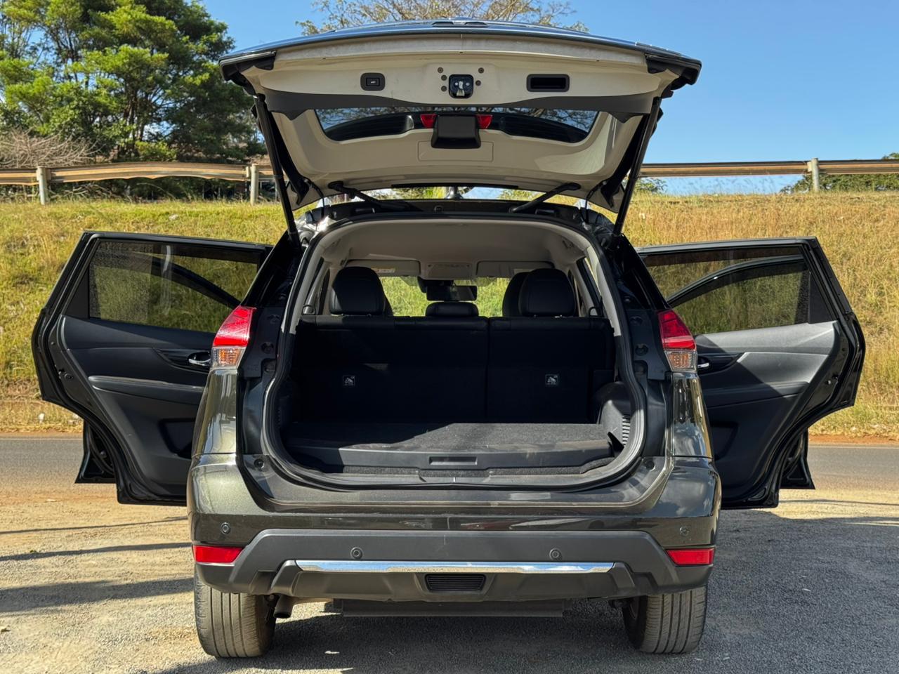 2018 – Nissan Xtrail – Green