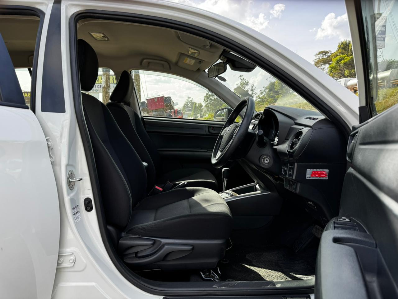 2018 – Toyota Fielder Hybrid – White