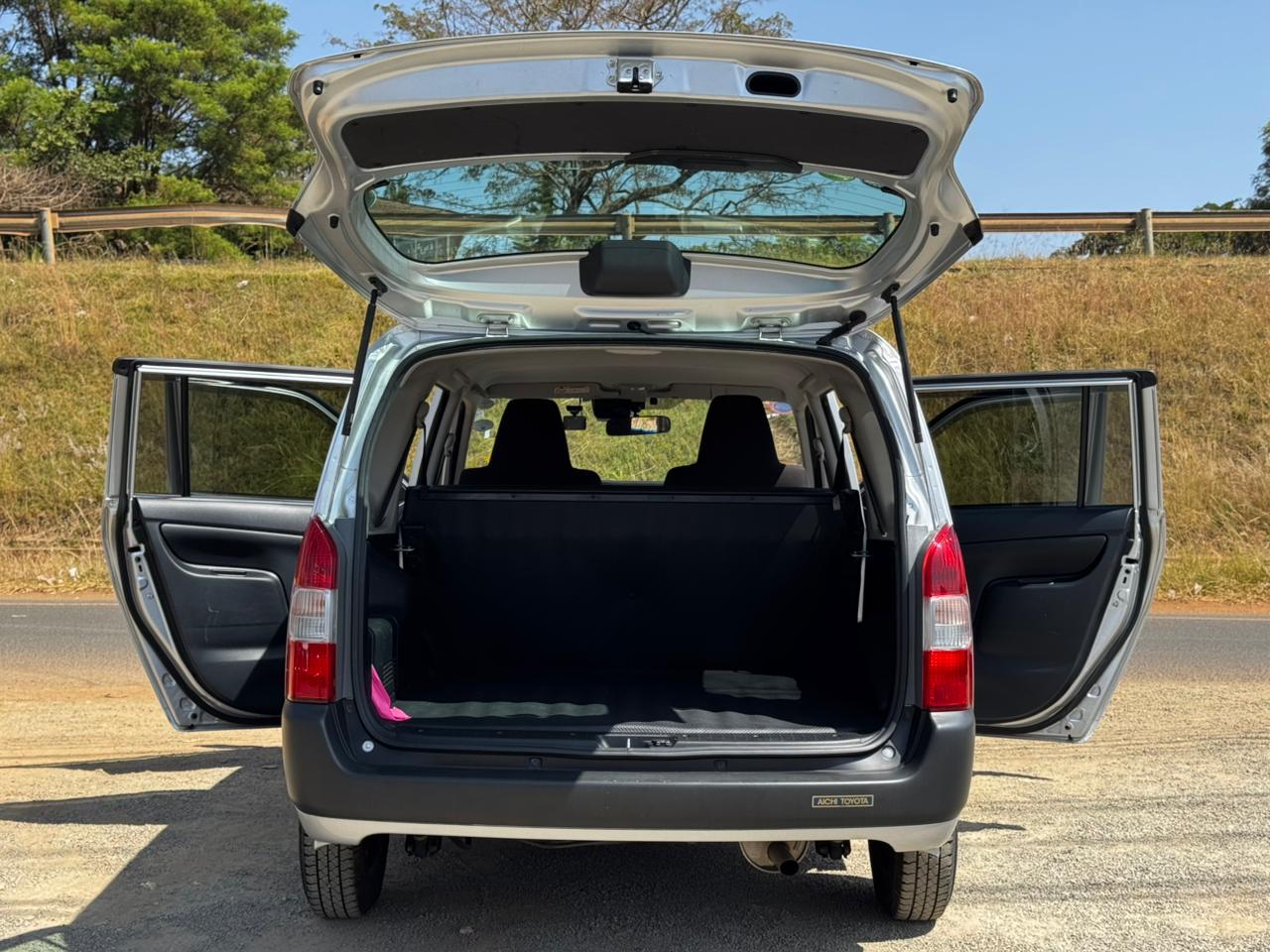 2020 – Toyota Probox(Hybrid) – Silver