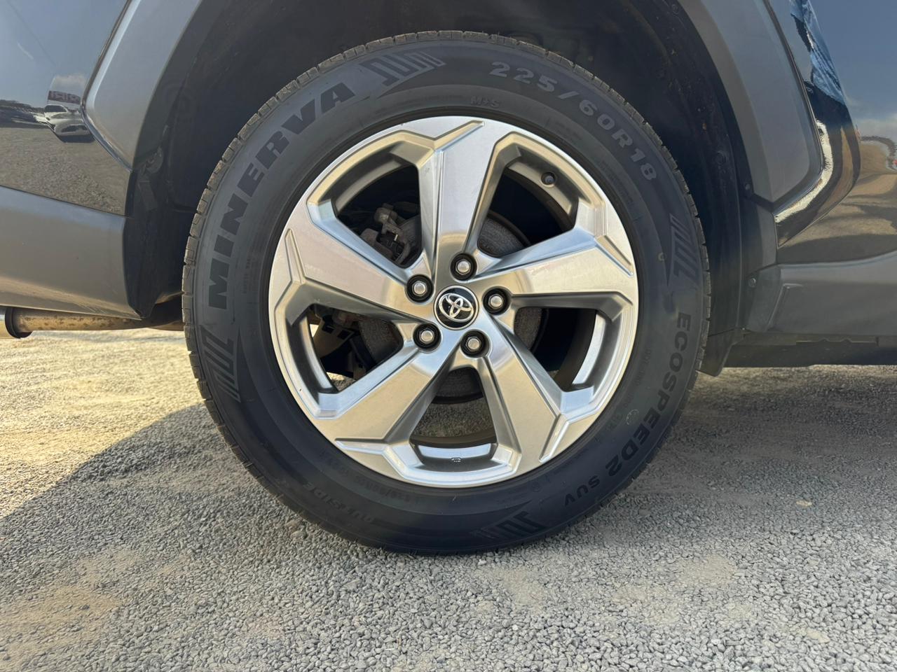 2020 – Toyota RAV4 (Hybrid) – Black