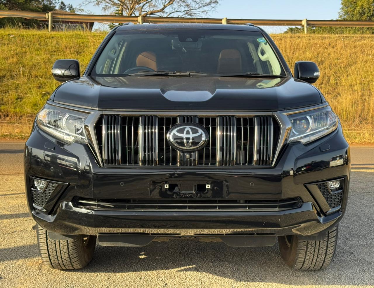 2022 – Toyota LandCruiser Prado 70th Anniversary – Black