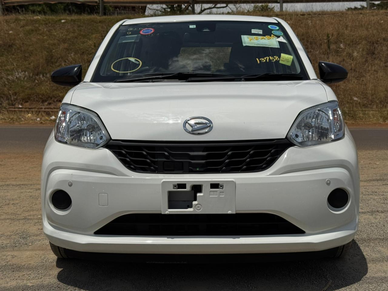 2018 – Daihatsu Boon – White
