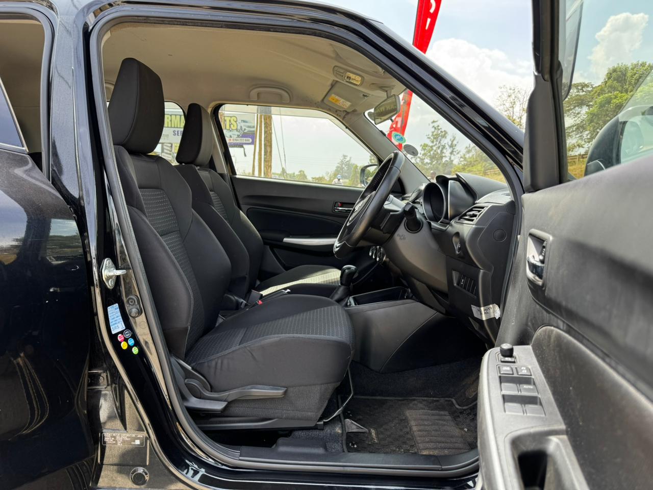 2018 – Suzuki Swift – Black