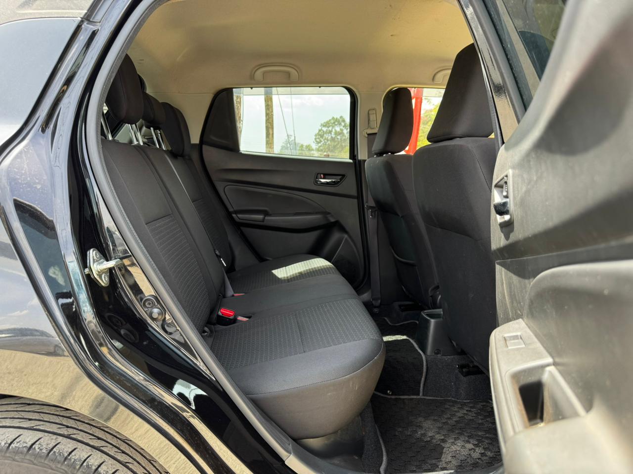 2018 – Suzuki Swift – Black