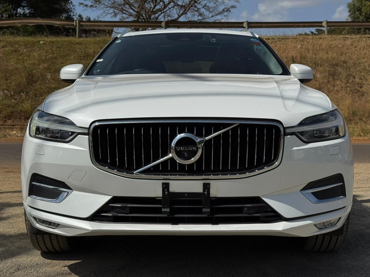 2018 – Volvo XC60 D4 Inscription – White