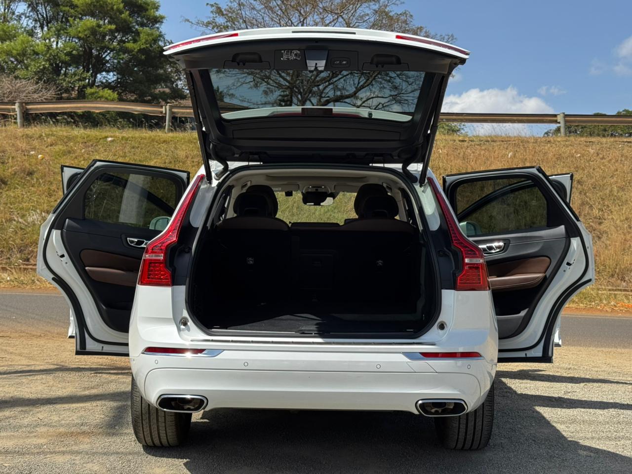 2018 – Volvo XC60 D4 Inscription – White