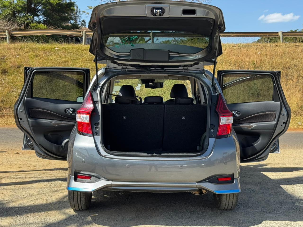 2018 – Nissan Note Medalist epower – Grey