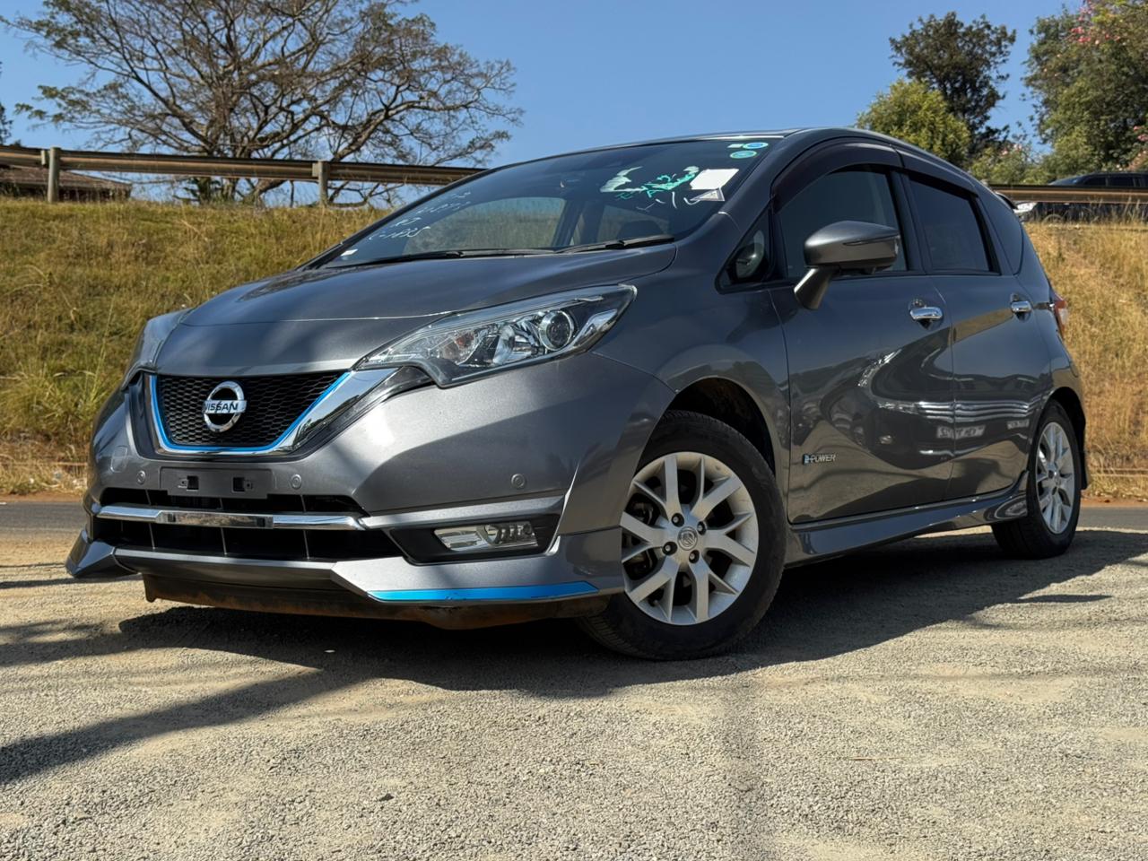 2018 – Nissan Note Medalist epower – Grey