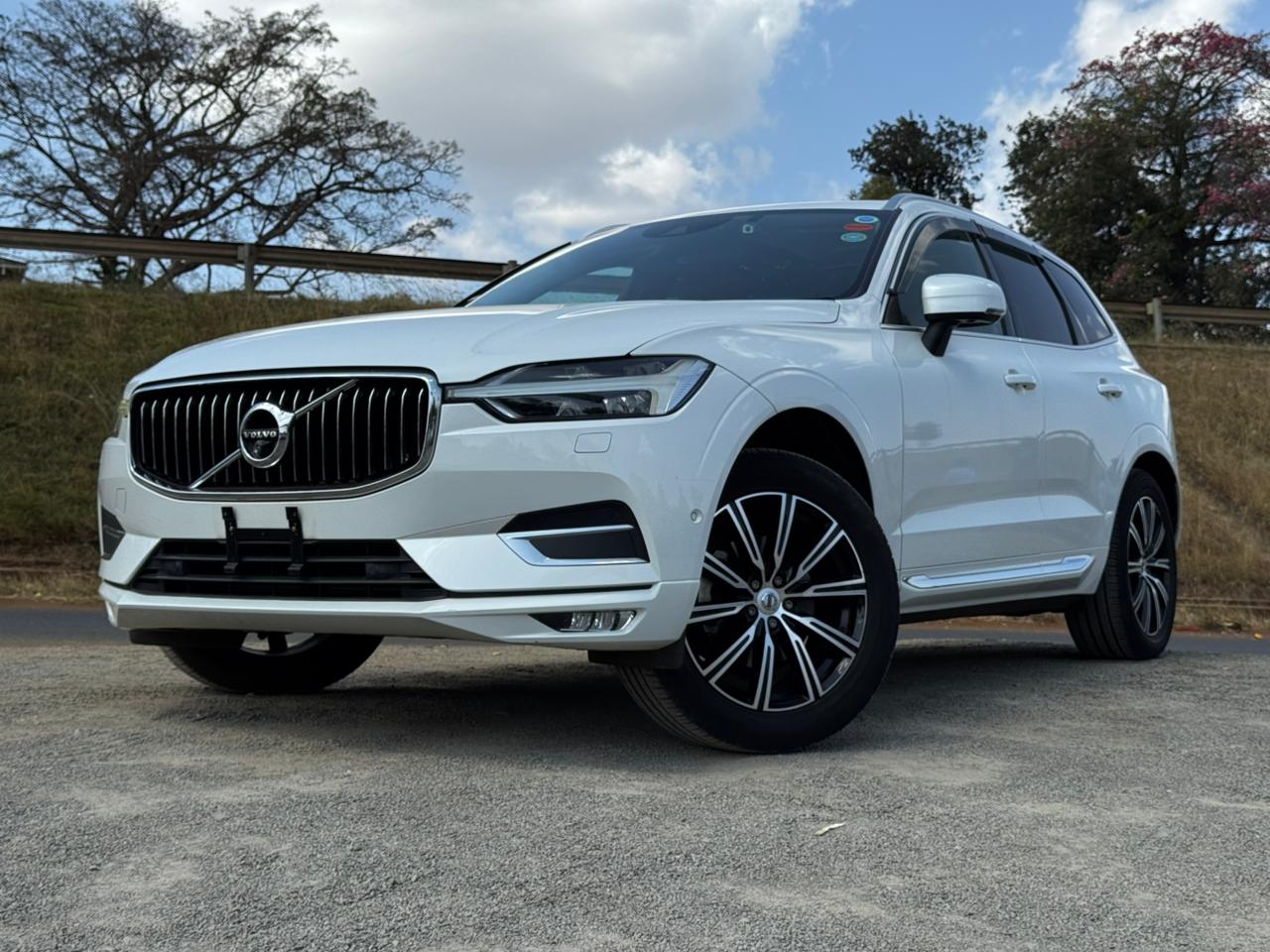 2018 – Volvo XC60 D4 Inscription – White