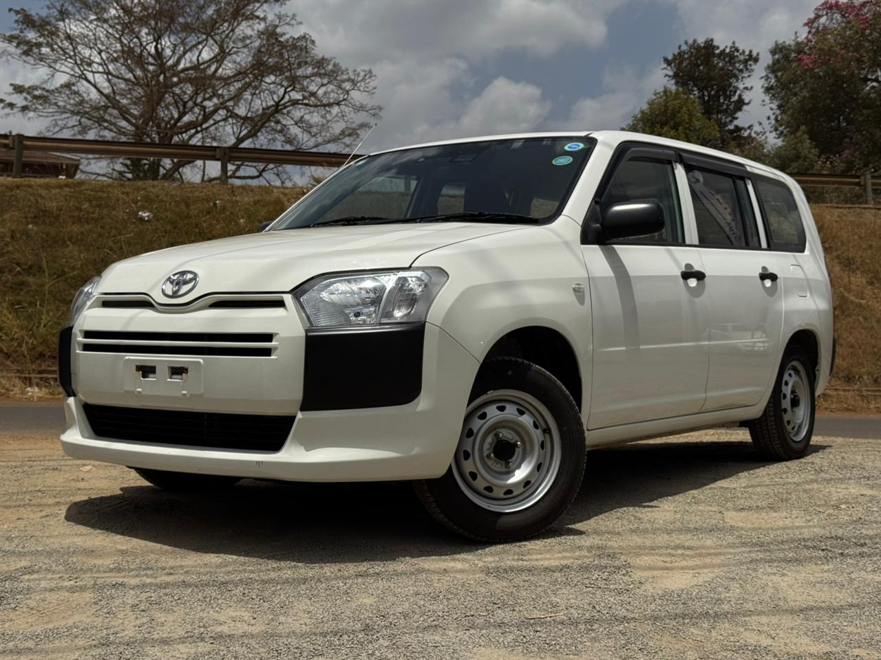 2019 – Toyota Probox 4WD – White