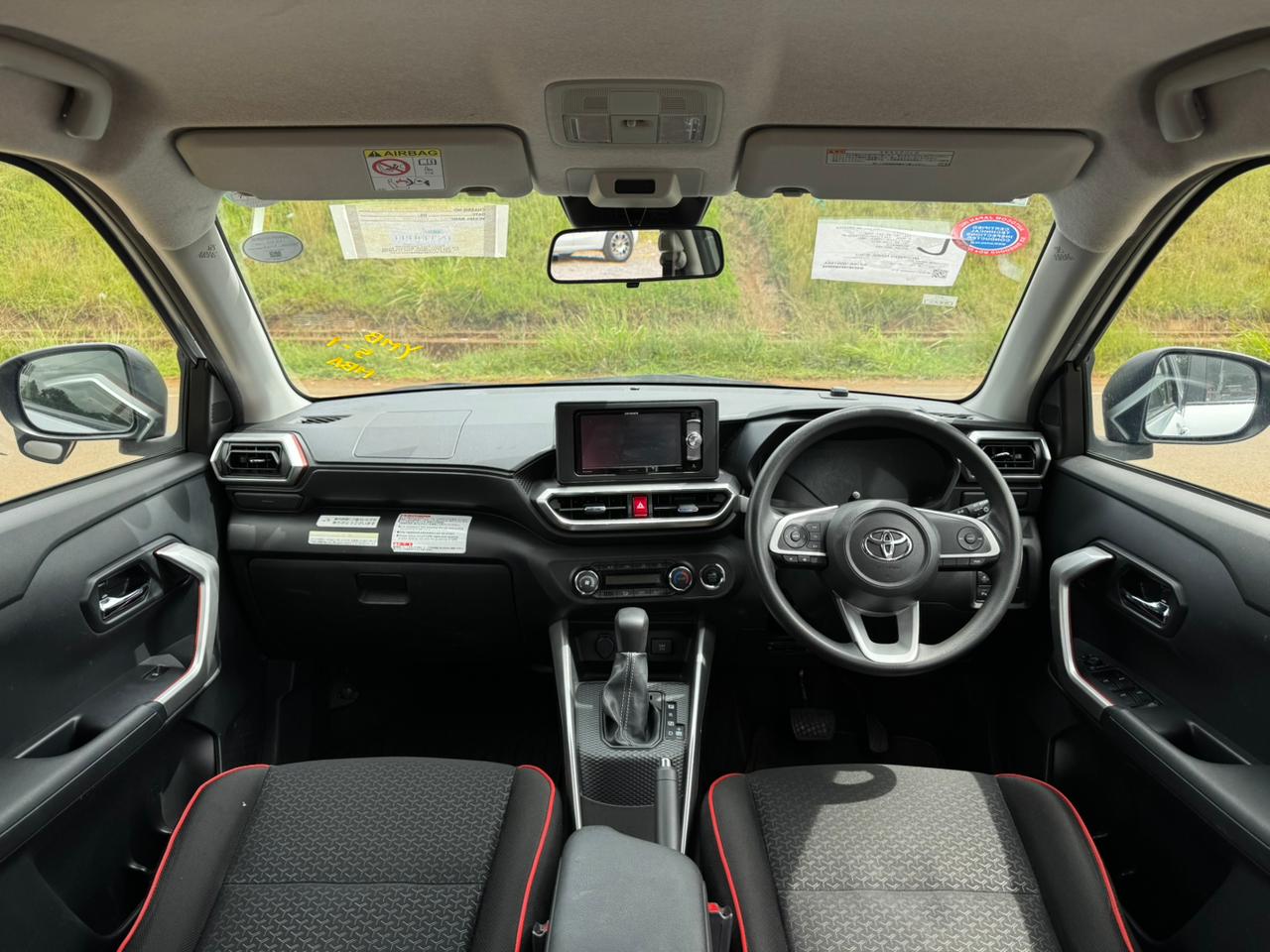2018- Toyota Raize – Silver