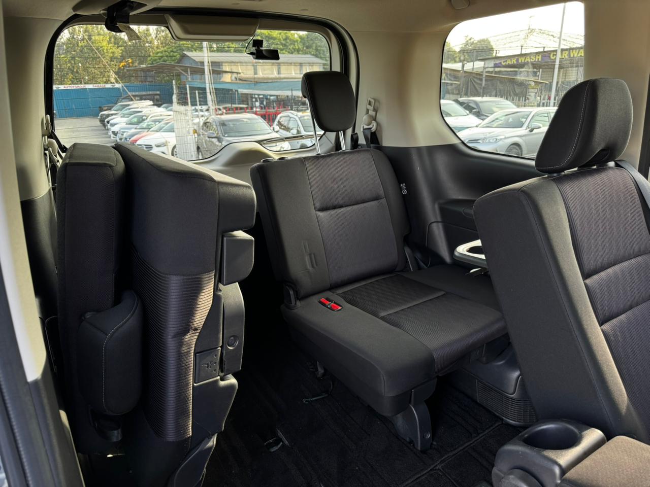 2019-Nissan Serena HighwayStar (Hybrid)- Silver