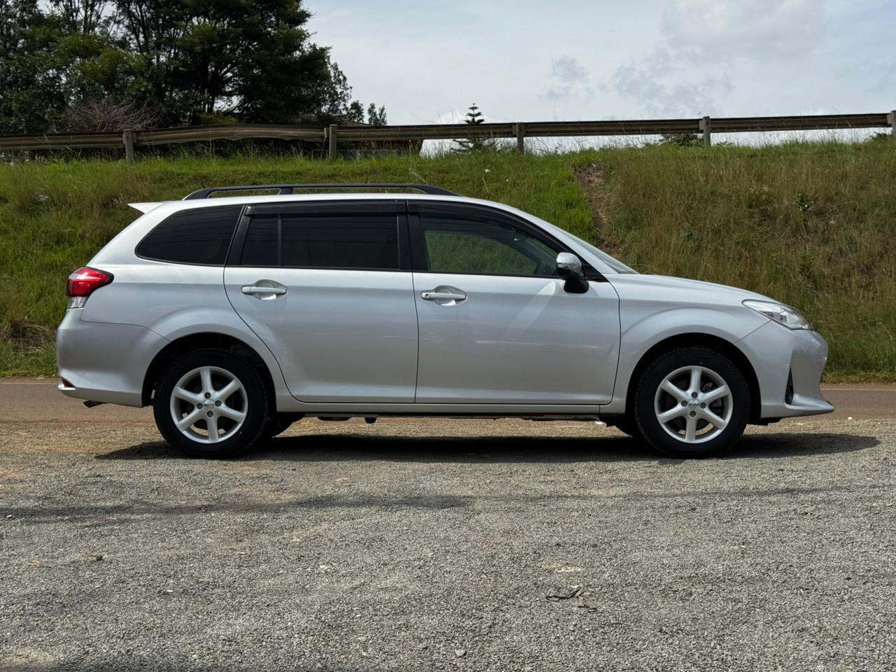 2019- Toyota Fielder Hybrid- Silver