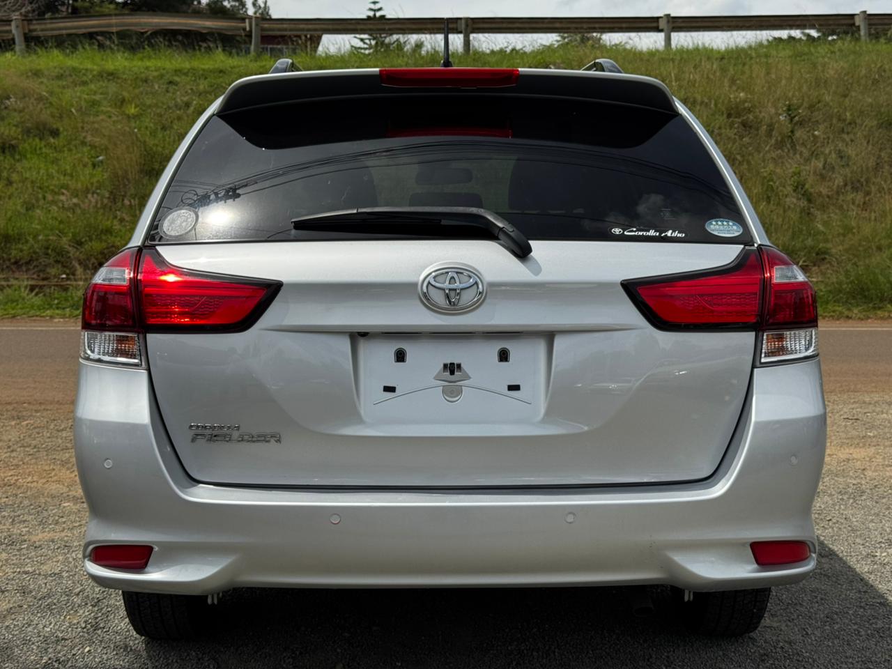 2019- Toyota Fielder Hybrid- Silver
