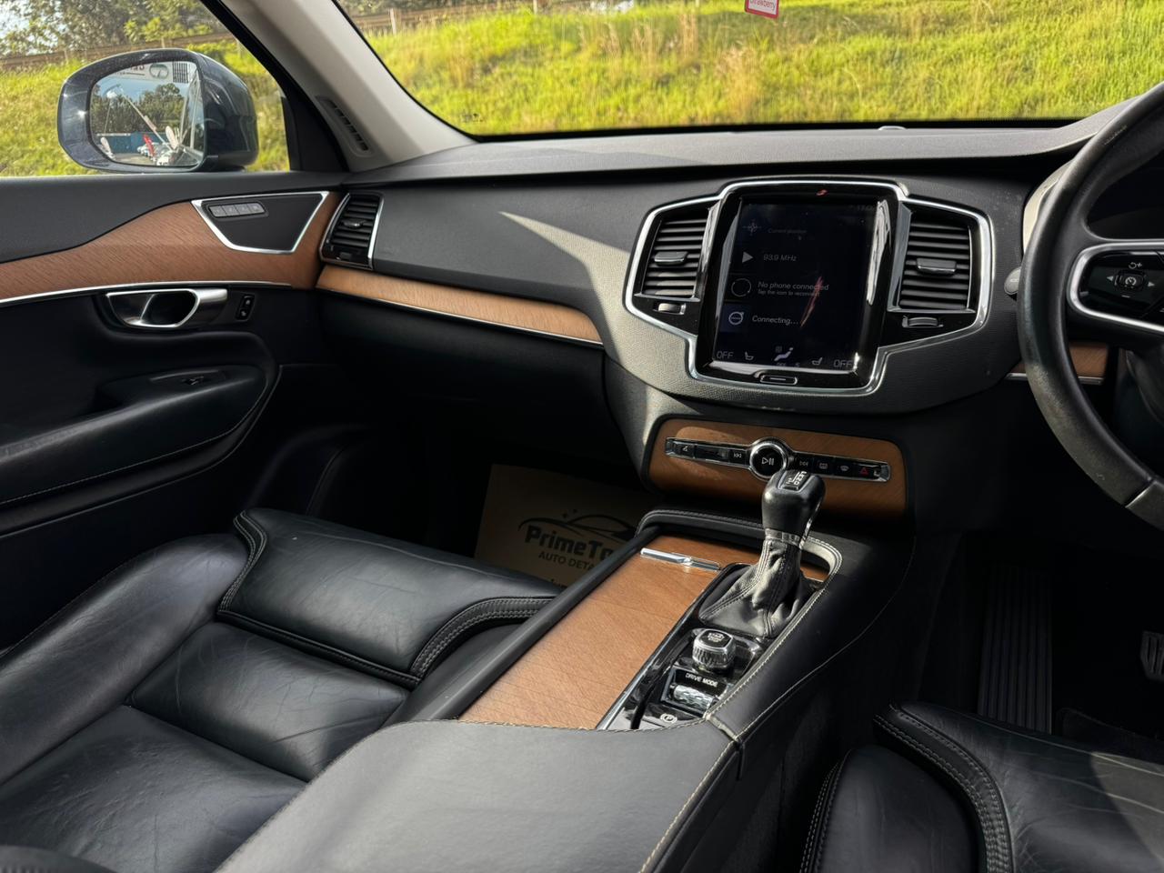 2018- Volvo XC90 T6- Blue