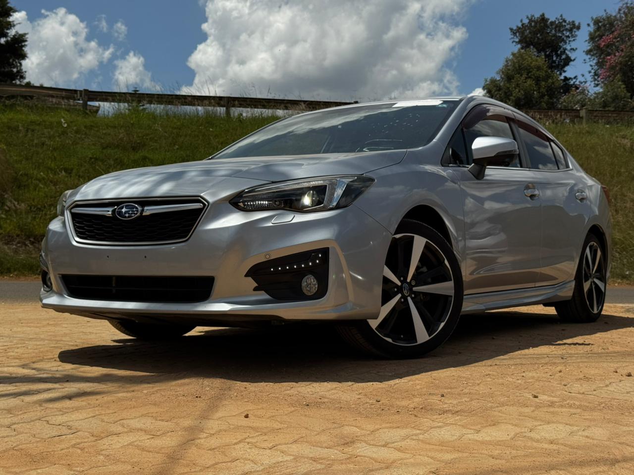 2018-Subaru G4 -Silver