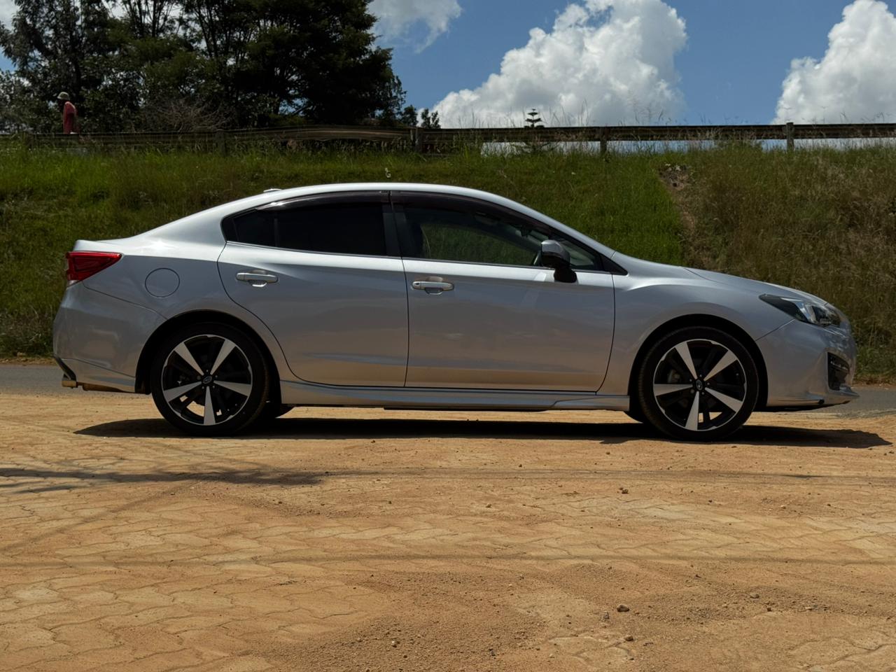 2018-Subaru G4 -Silver