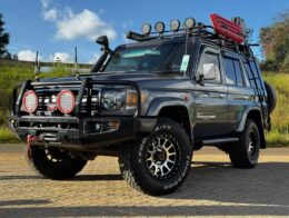2020- Land Cruiser 76 Series – Gray