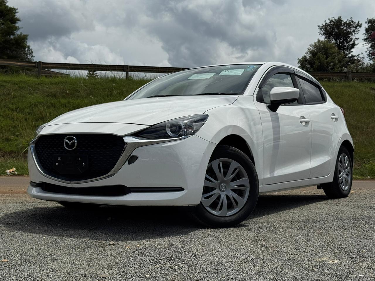 2019 -Mazda 2 SkyActive G -White