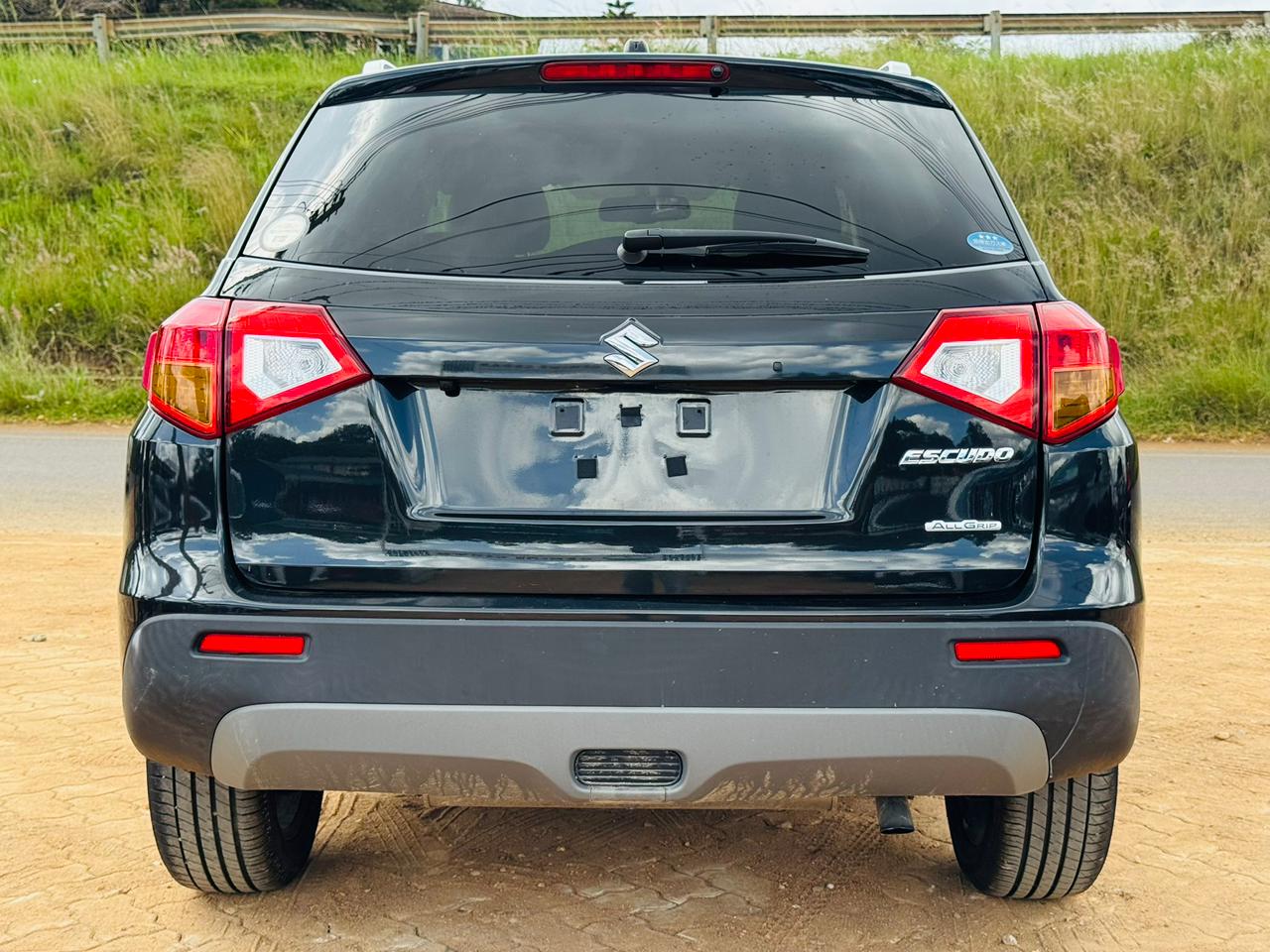 2018 -Suzuki Escudo Allgrip -Black