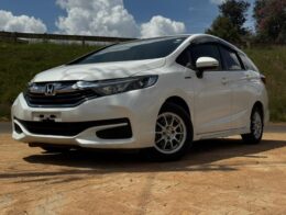 2019 -Honda Fit Shuttle – White