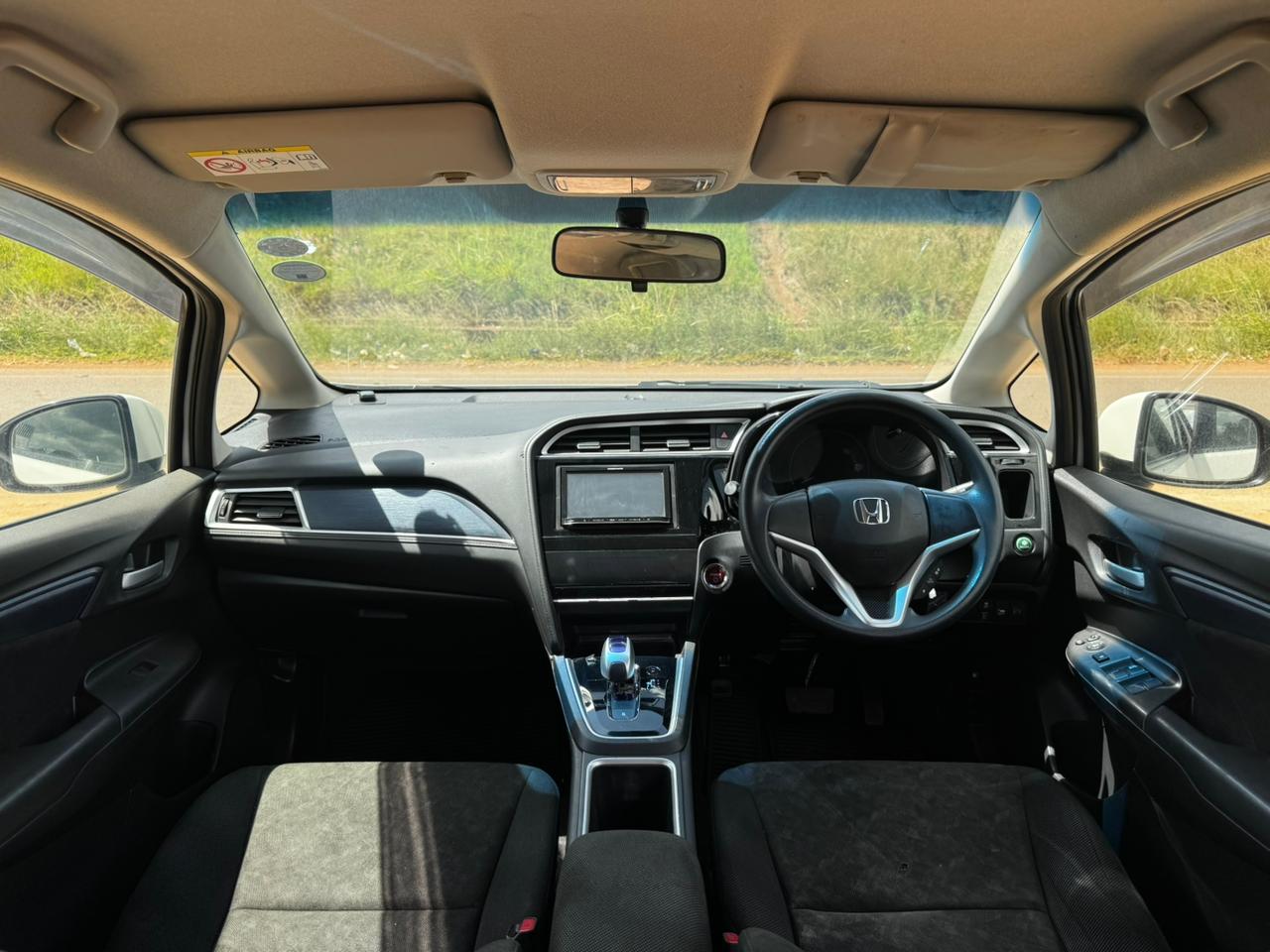 2019 -Honda Fit Shuttle – White