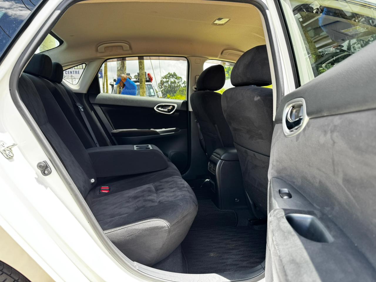 2019 – Nissan Sylphy -White