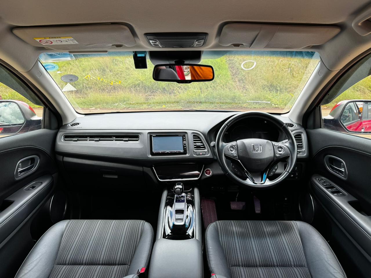 2018 -Honda Vezel (Hybrid) – Red
