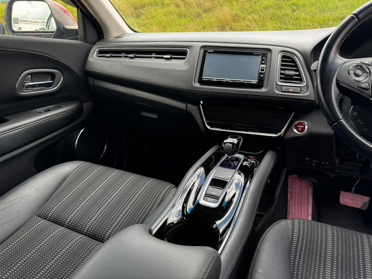 2018 -Honda Vezel (Hybrid) – Red