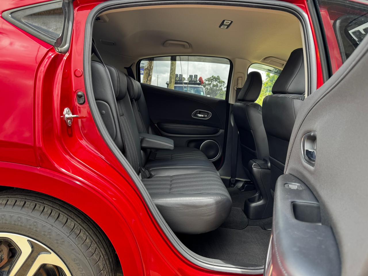 2018 -Honda Vezel (Hybrid) – Red