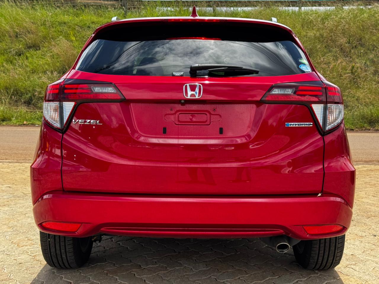 2018 -Honda Vezel (Hybrid) – Red
