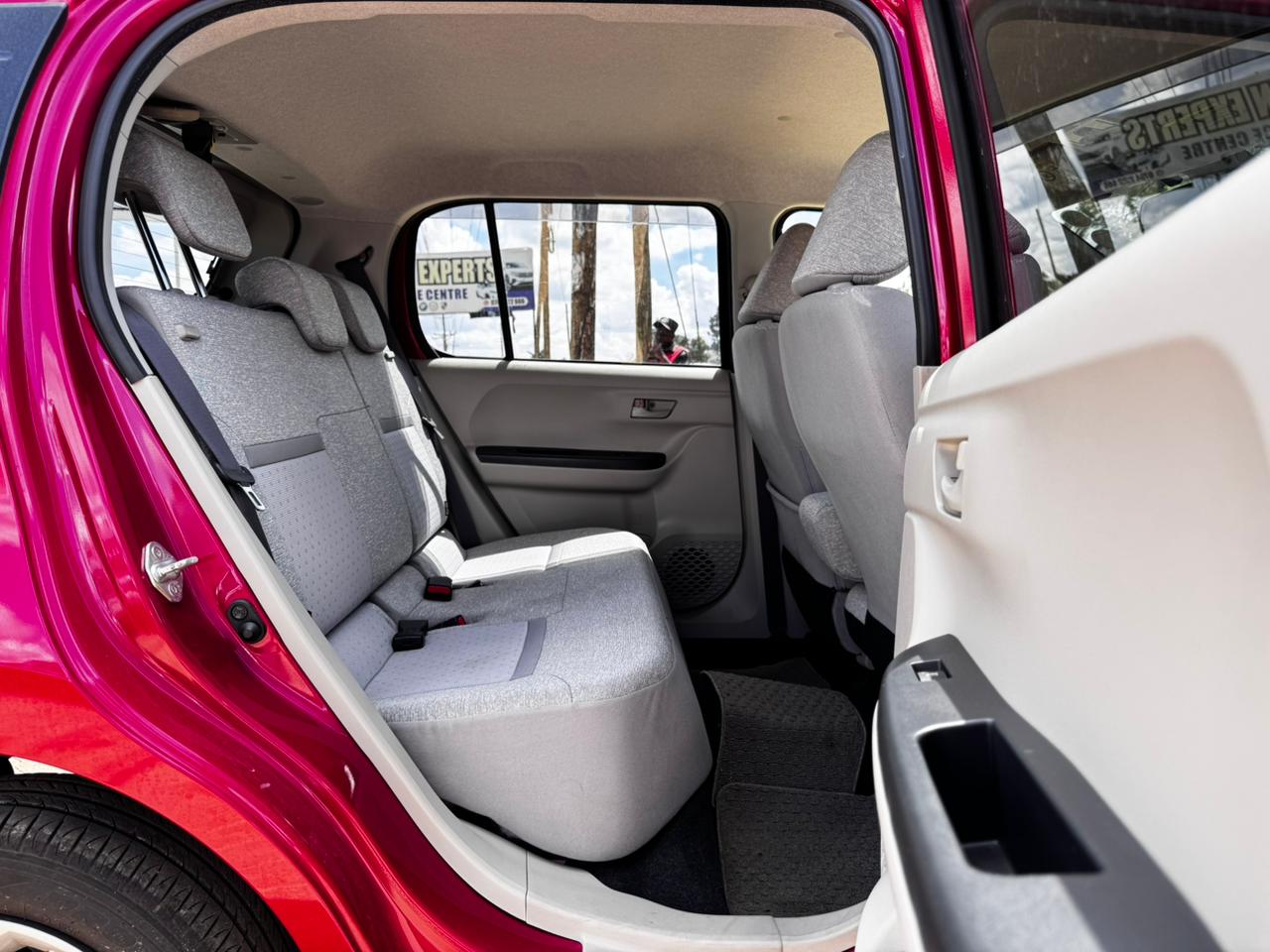 2018-Toyota Passo -Red