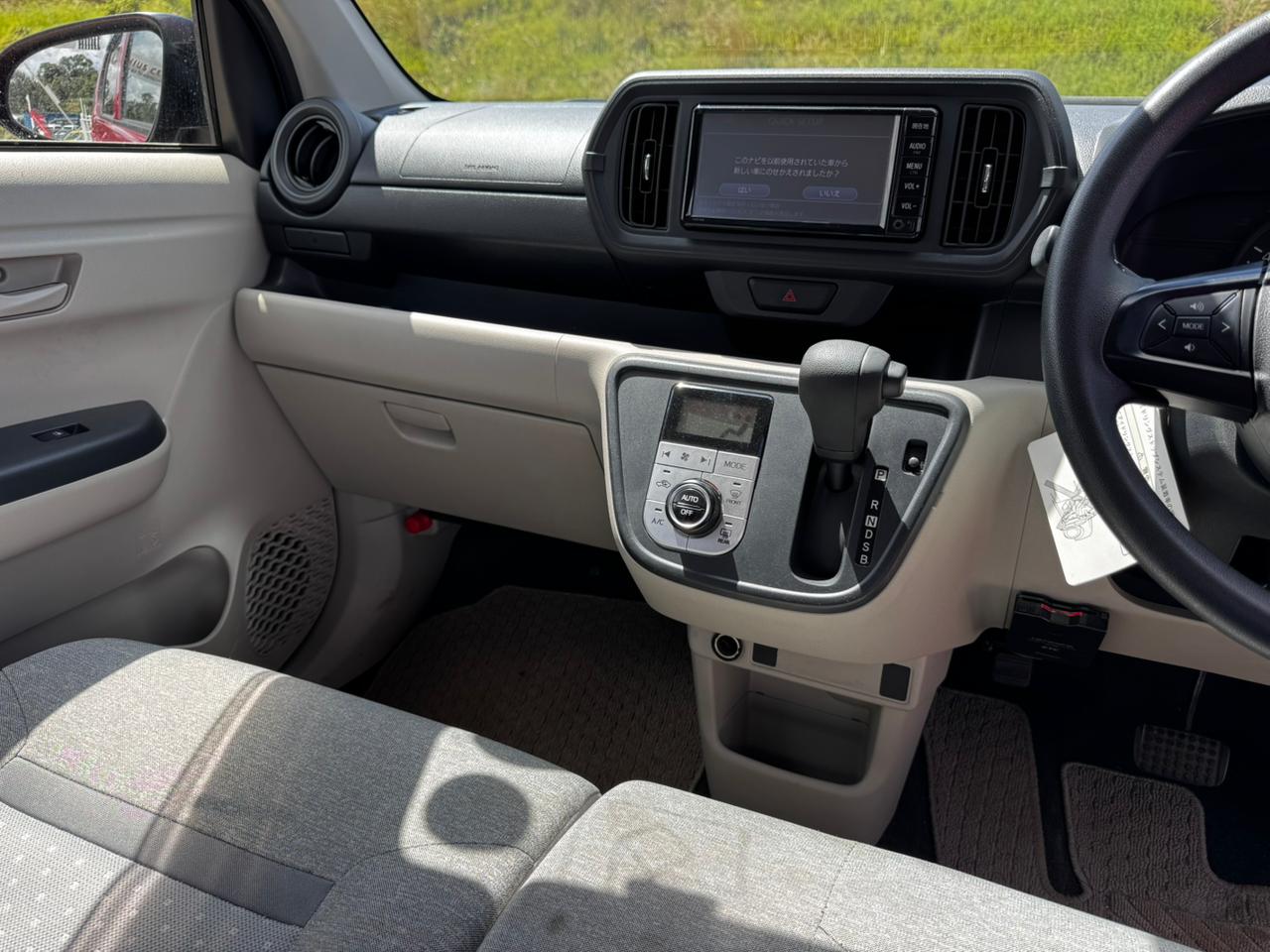 2018-Toyota Passo -Red