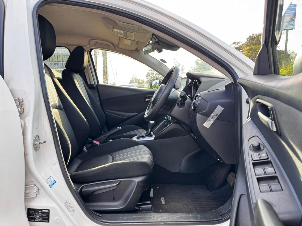 2019 -Mazda 2 (SkyactiveG) – White