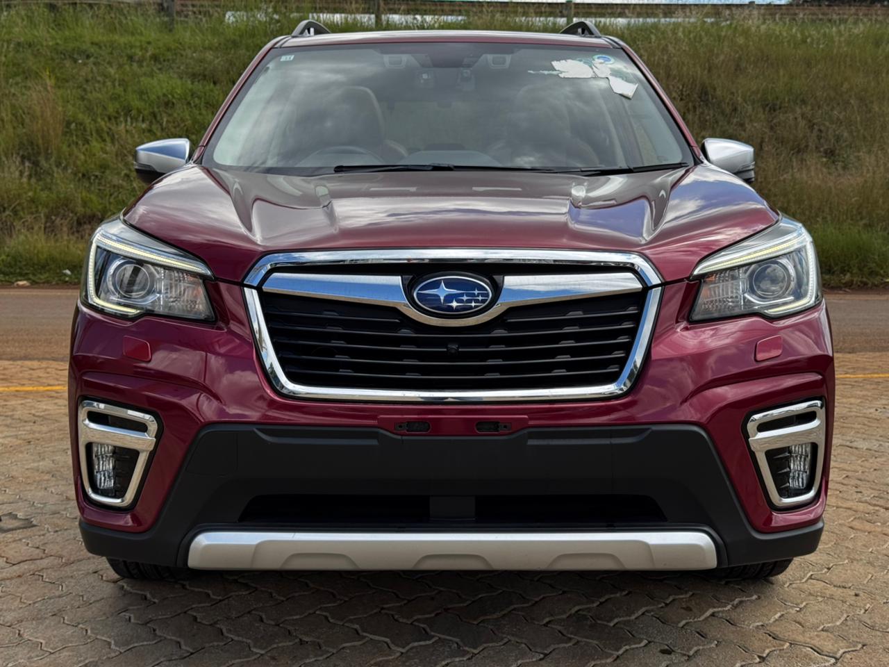 2018- Subaru Forester E-Boxer – Red