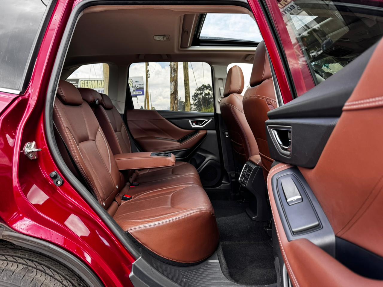 2018- Subaru Forester E-Boxer – Red