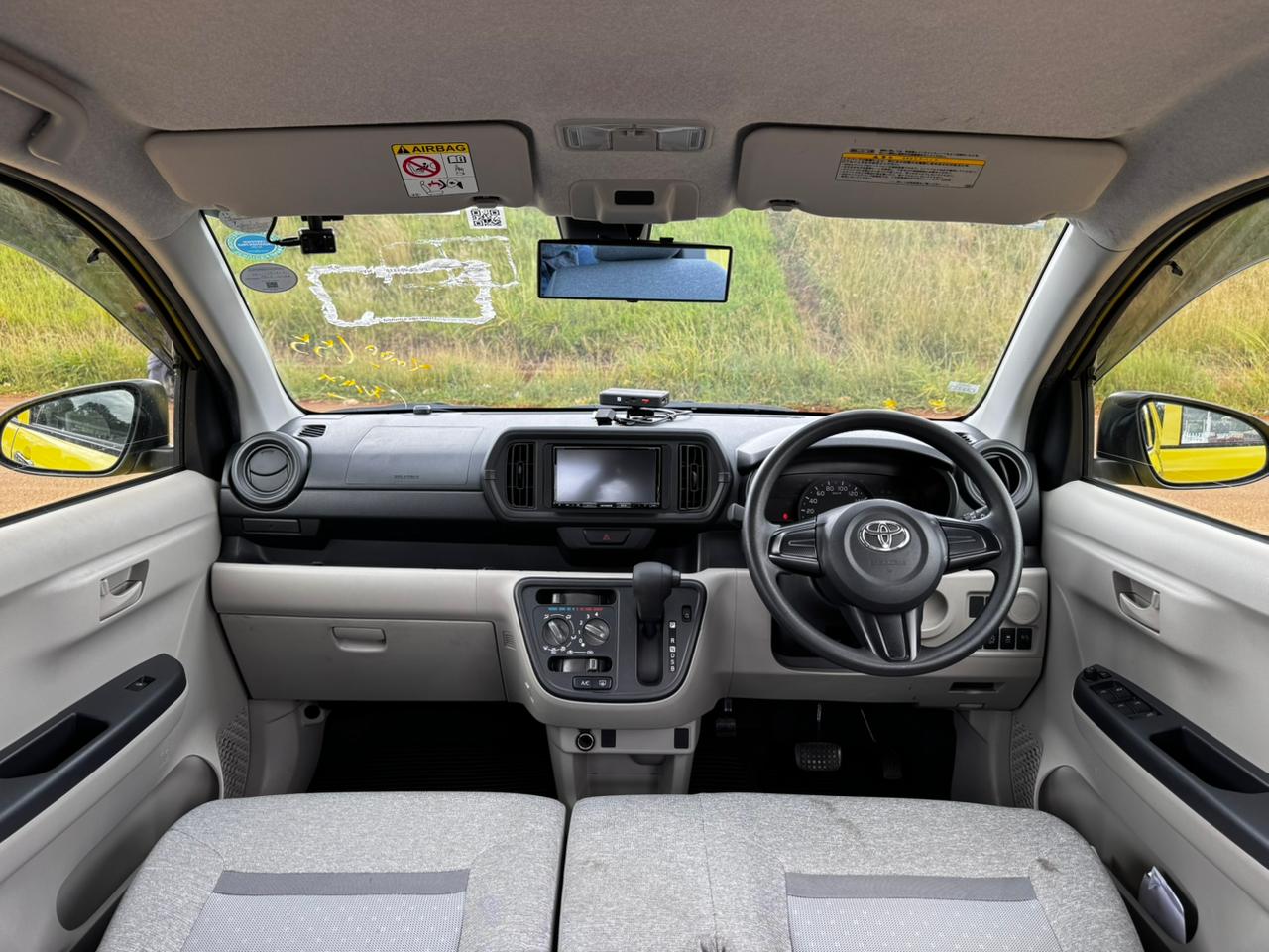 2018 – Toyota Passo – Mustard